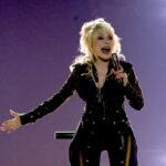 Kako se Dolly Parton od skromnih početaka izdigla do jedne od najomiljenijih američkih zvijezda