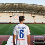 Što Dennis Hadžikadunić donosi Hajduku? Nije kvalitetan na širokom prostoru, ali dobro čita igru