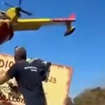 Video. Nestvarna snimka kanadera u akciji na Hvaru, preletio samo par metara iznad vatrogasaca