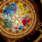 Desetljećima stara rasprava oko slike na stropu Pariške opere, koju je preslikao Chagall, ponovno se rasplamsava