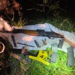 Foto. Policija kod Požege otkrila arsenal dovoljan za manji rat: uz 25 bombi i eksploziv, čovjek imao i raketni bacač