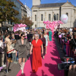 Story Pink Fest: Hrabre dame u haljinama domaćih dizajnera prošetale pink modnom pistom u pratnji poznatih osoba
