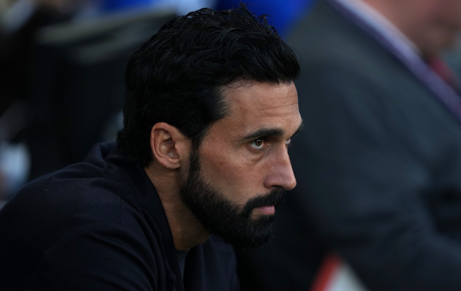 Premier liga kaznila Alvara Arbelou jer je rekao da su suci gurali Manchester United