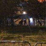 Video. Građani upali u Ćacilend i srušili ga
