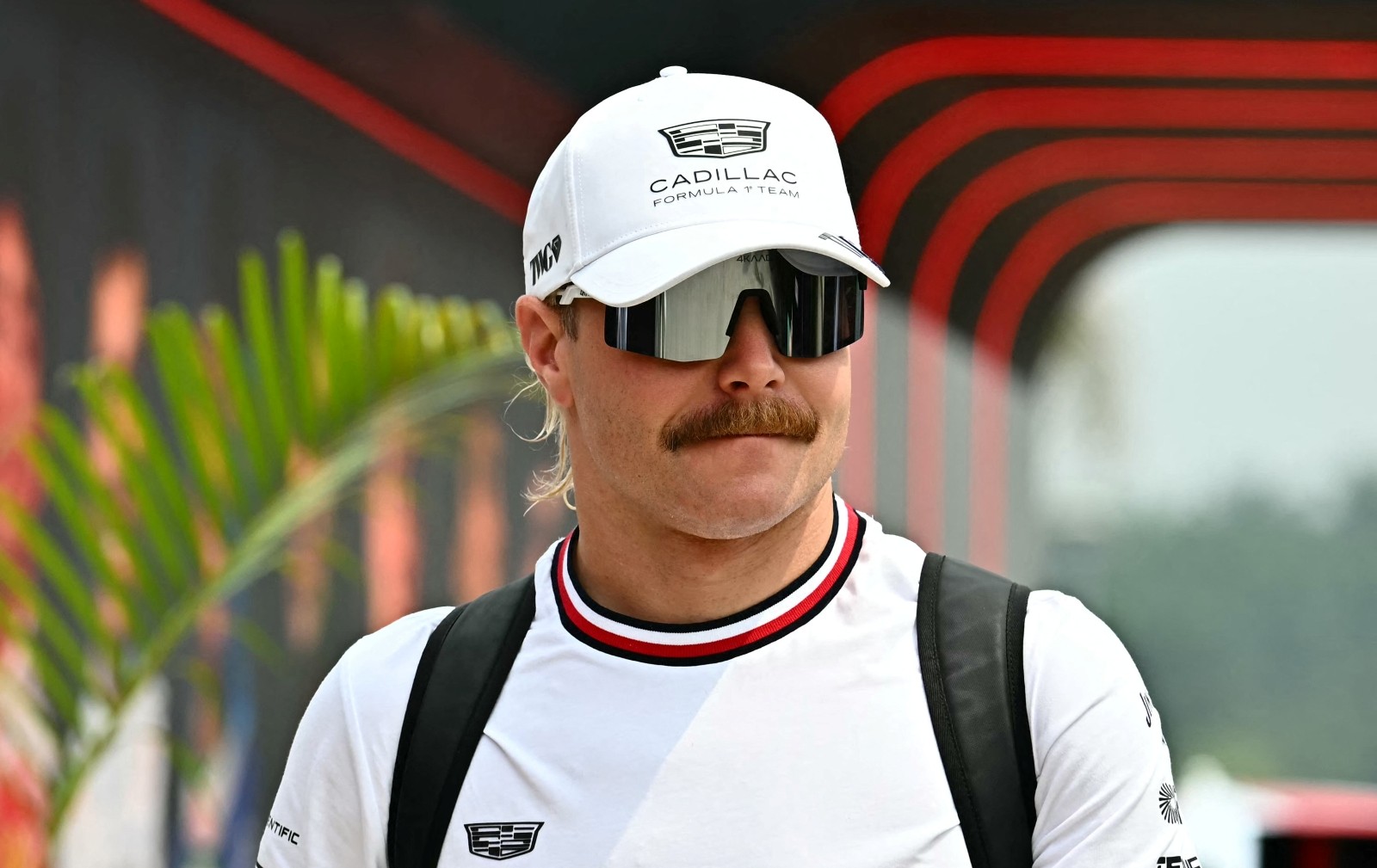 F1 vozač došao biciklom u Singapur, prošao je 420 kilometara i postao hit na društvenim mrežama